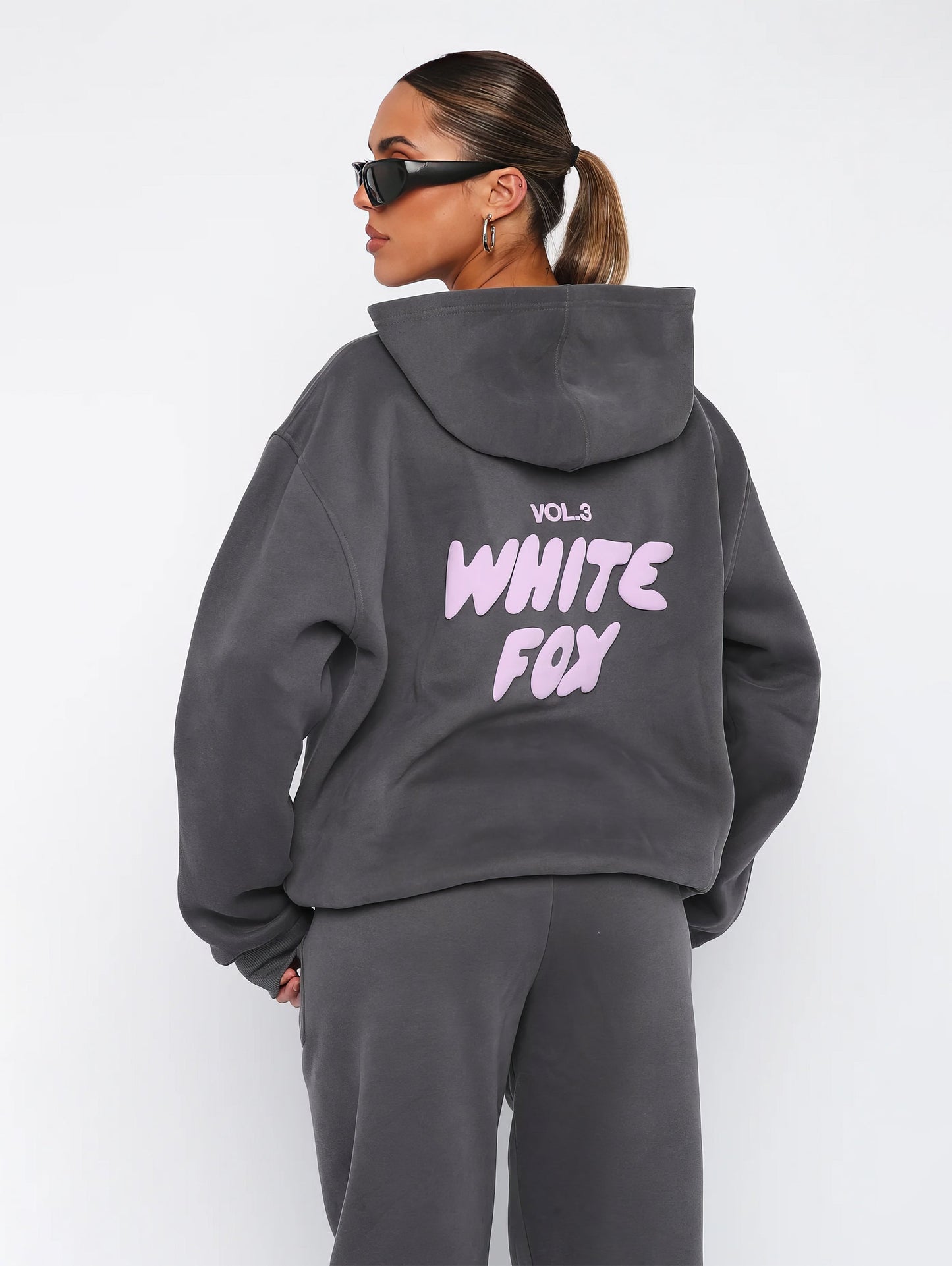 Ensemble Lounge de Luxe – Édition White Fox Élégante et Confortable