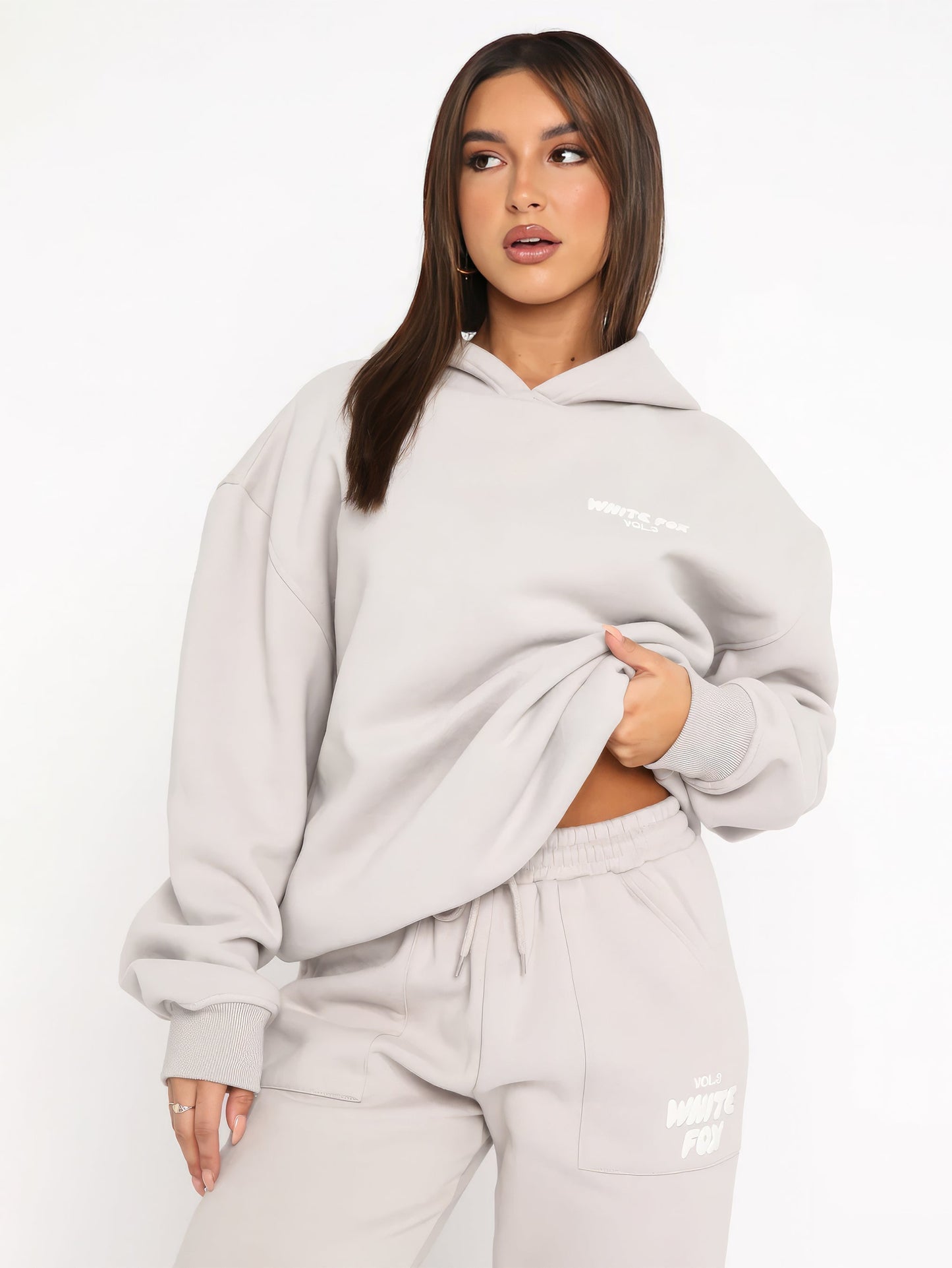 Ensemble Lounge de Luxe – Édition White Fox Élégante et Confortable