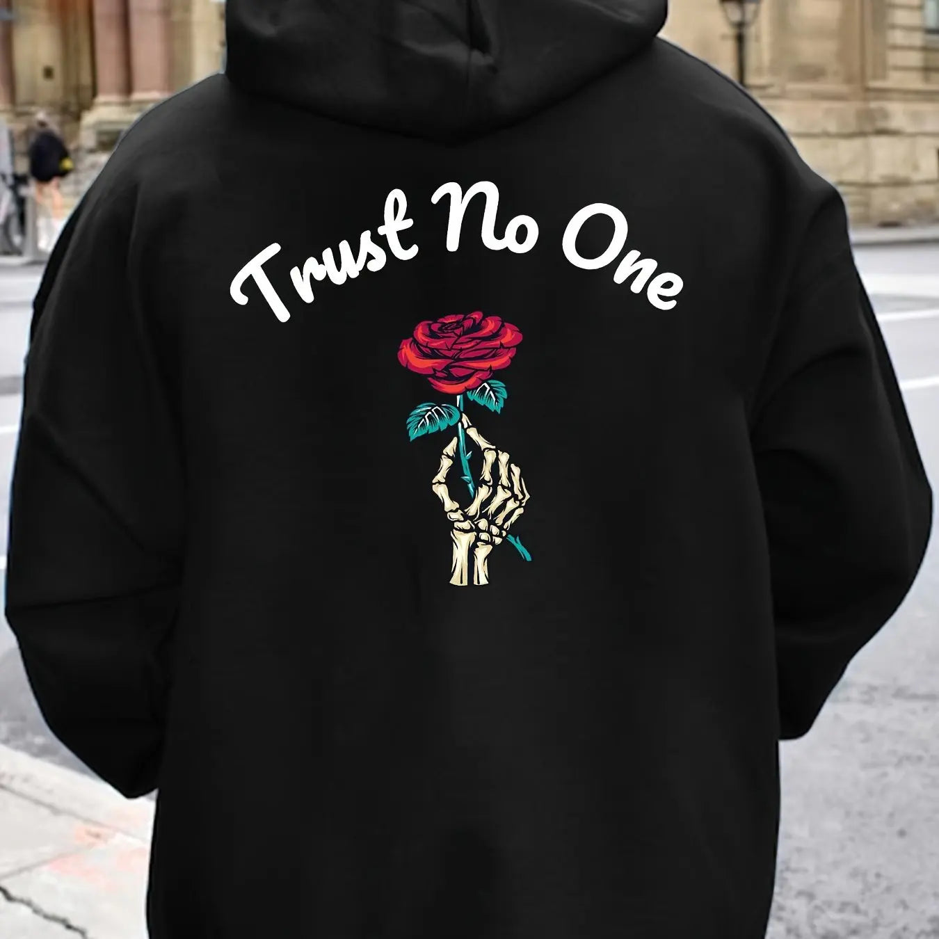Hoodie Streetwear Noir – Sweat Unisexe avec Cartoon Rose et Cœurs